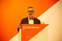 Ciudadanos pide formalmente activar el 155 en Cataluña y acusa a Sánchez de "mirar a otro lado"