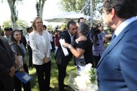 Ayuntamiento muestra su cariño a las víctimas del accidente del Spanair y a sus familiares que "luchan por la verdad"