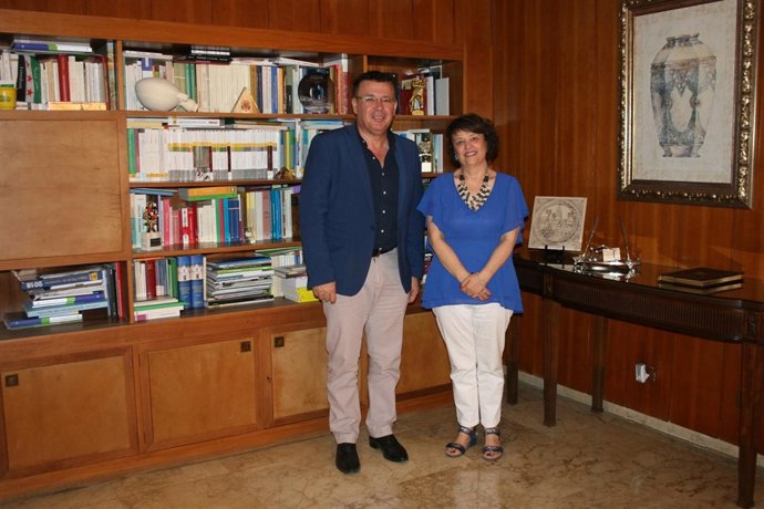 Rafaela Valenzuela y Lope Ruiz