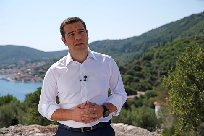Alexis Tsipras se dirige a la nación desde la isla de Ítaca
