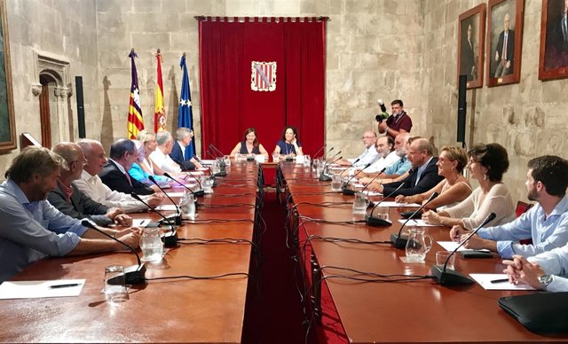 Reunión Govern y Circulo de Economia Mallorca