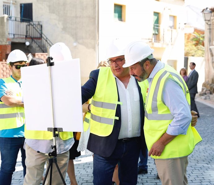 El vicepresidente de la Comunidad, Pedro Rollán, en Cadalso de los Vidrios