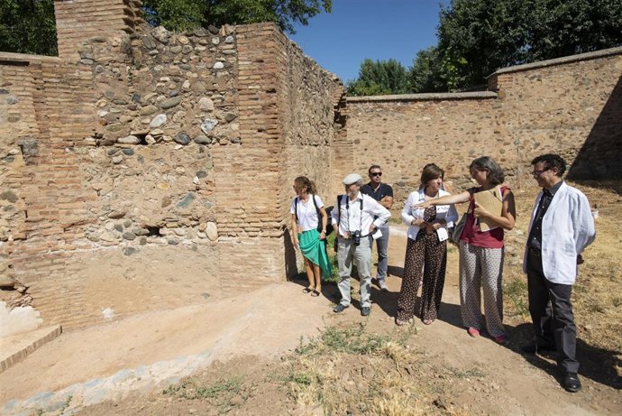 Restauración del muro de tapia de la Huerta Grande del Generalife