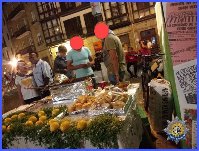 Puesto de venta ambulante de comida en fiestas de Bilbao