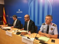 El consejero catalán de Interior advierte a Arrimadas: pedir que se "desobedezca a la policía es una irresponsabilidad"