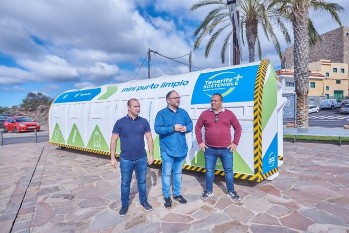 [Grupocanarias] Nota De Prensa Y Fotografía: Sostenibilidad Mini Puntos Limpios