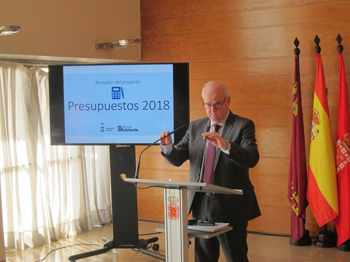 Eduardo Martínez-Oliva, en la rueda de prensa