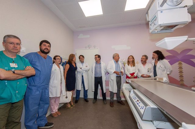 Visita de la consejera de Salud,  Marina Álvarez, al Hospital Virgen del Rocío