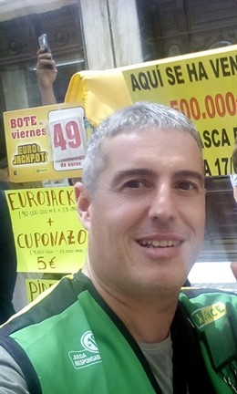 Foto Vendedor Rasca Feria Málaga