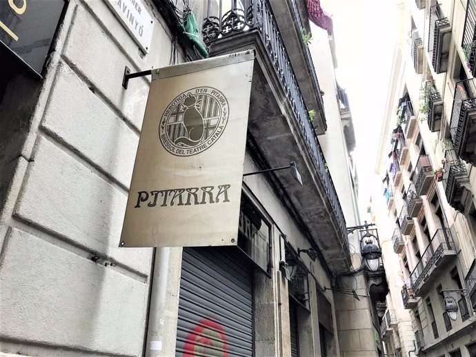 Restaurant Pitarra en la calle Avinyó de Barcelona