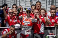 Lorenzo: "Llegamos en un momento dulce y conozco la moto más que nunca"