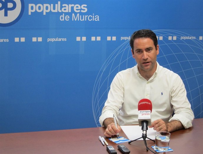El secretari general del PP, Teodoro García