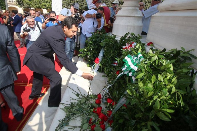 Moreno durante el homenaje a los Mártires de la Libertad 'Los Coloraos'