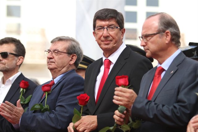 Juan Marín en Almería, en el acto de 'Los Coloraos'