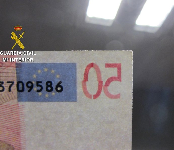  Billete De 50 Euros Falso