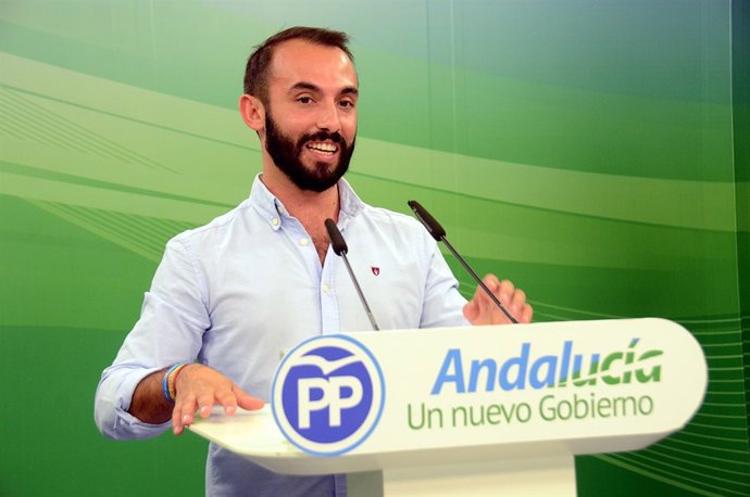 El presidente de Nuevas Generaciones de Andalucía, Kike Rodríguez