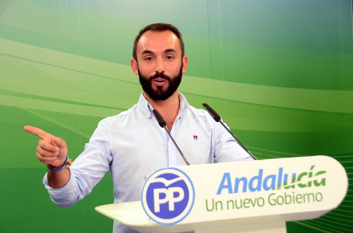 El presidente de Nuevas Generaciones de Andalucía, Kike Rodríguez
