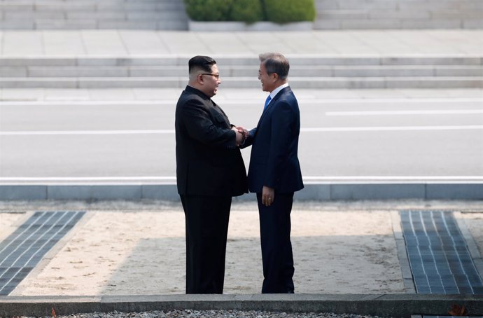 El líder norcoreano, Kim Jong Un, y el presidente surcoreano, Moon Jae In.