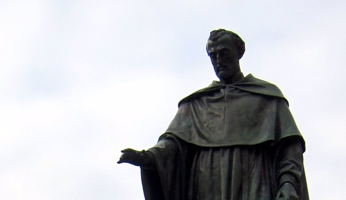  Salamanca.- Estatua De Fray Luis De León                              