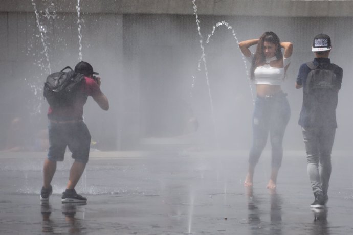 Foto de recurso de la ola de calor de la primera semana de agosto de 2018