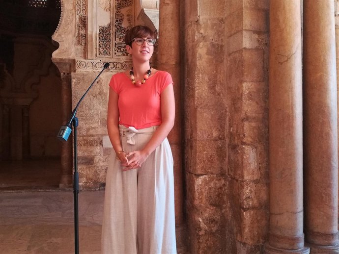 La presidenta de las Cortes de Aragón, Violeta Barba.