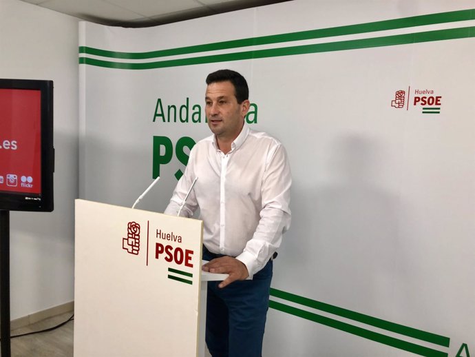 El secretario de Política Municipal del PSOE de Huelva, Ezequiel Ruiz.