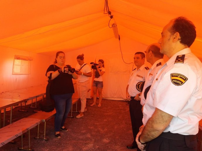 Visita de la Policía Nacional al nuevo CATE