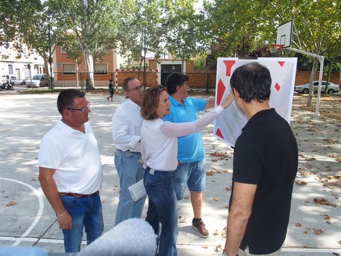 Gamarra visita obras en Varea