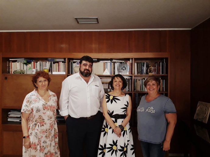 La subdelegada del Gobierno recibe a la dirección de UGT Córdoba