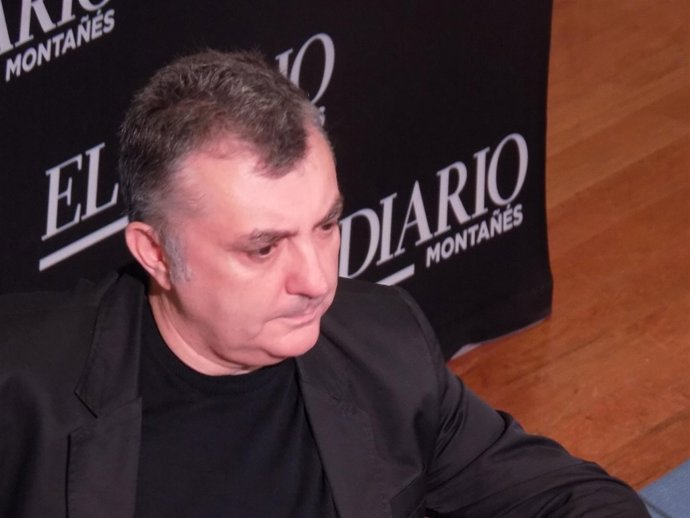 El escritor Manuel Vilas en la UIMP