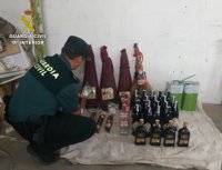 Detenidos tres jóvenes por robar embutidos y bebidas alcohólicas de un supermercado de Matalascañas