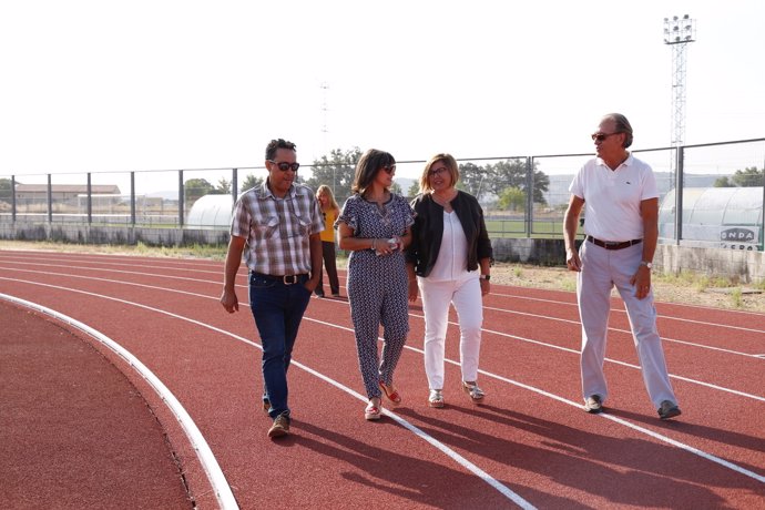 Navalmoral de la Mata ya cuenta con pistas de atletismo homologadas