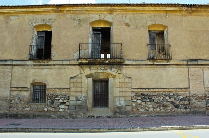 Investigadores de la UPCT piden protección para posadas históricas en ruina 