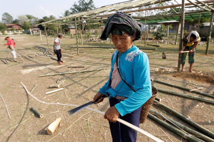 Desplaados por la violencia en el estado birmano de Kachin