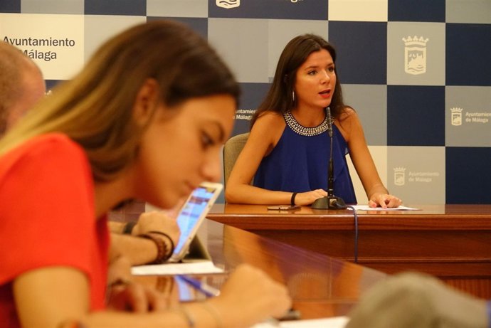 El Ayuntamiento De Málaga Informa: El Ayuntamiento Ha Informado Y Asesorado Pers