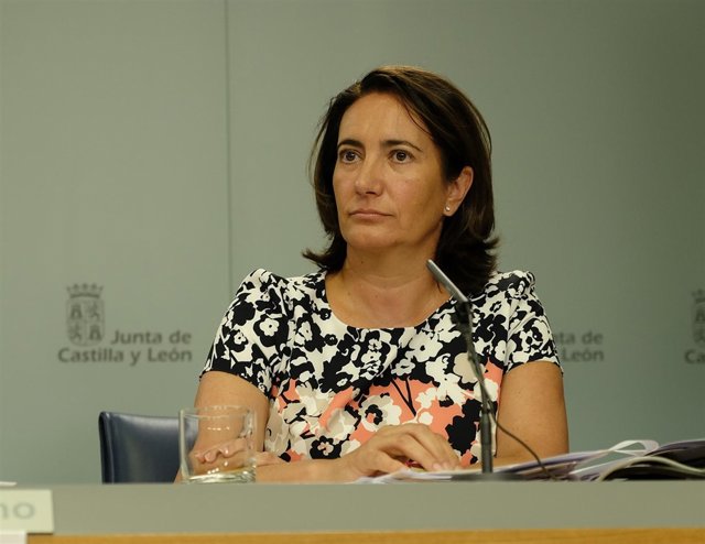 María Josefa García Cirac presenta el anteproyecto de ley, 30-8-18
