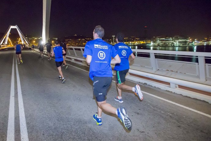Cursa nocturna al Port de Barcelona