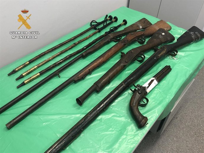 Armas intervenidas en feria de Cirueña