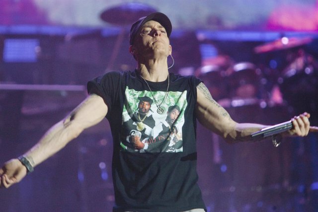 Image #: 31324171    Eminem performs at the 2014 Squamish Valley Music Festival 