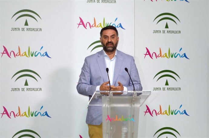 Fwd: Nota De Prensa Y Fotografía. La Junta Abre Líneas De Ayudas De 2,4 Millones