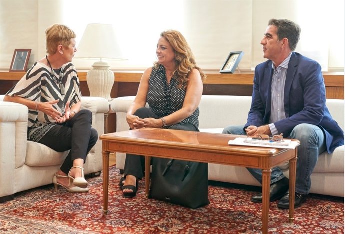 Reunión con la secretaria de Estado de Migraciones