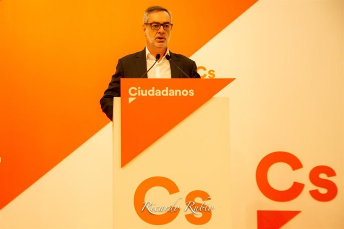 El secretario general de Ciudadanos, José Manuel Villegas, en una rueda de prens
