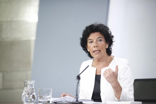 La portavoz del gobierno, Isabel Celaá, comparece después del Consejo de Ministr