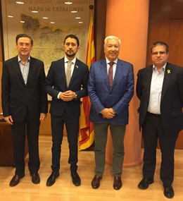 El president de Cecot, Antoni Abad, amb el conseller Damià Calvet