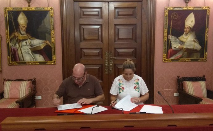 Ayuntamiento y Asongd impulsan 'Sevilla Coopera'
