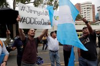 Guatemala marcha en apoyo a la CIGIG y contra Jimmy Morales