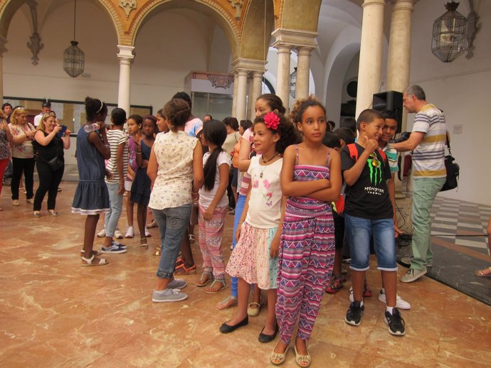 Niños saharuis en una visita a la Diputación de Córdoba
