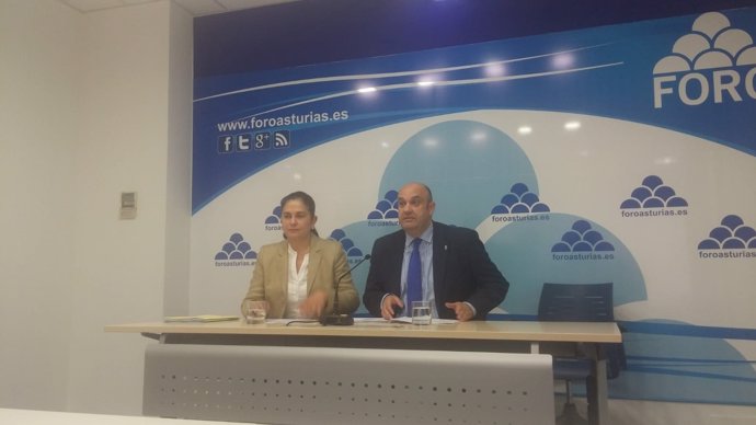 Carmen Fernández y Pedro Leal