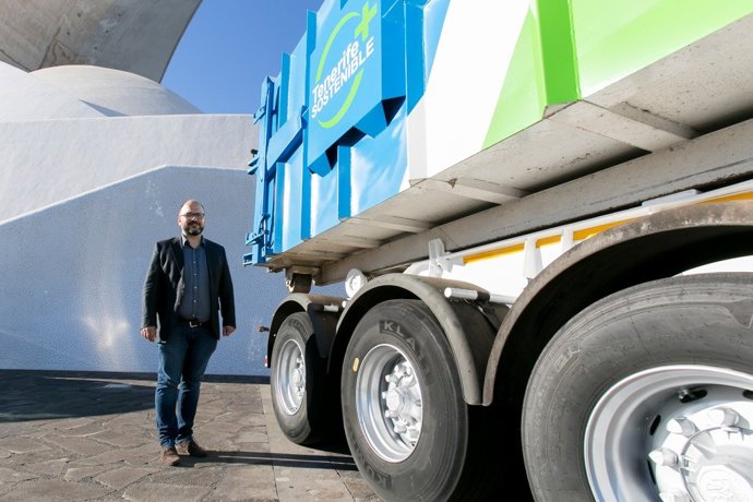 [Grupocanarias] Nota De Prensa Y Fotografía: Sostenibilidad Puntos Limpios