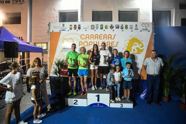 Los campeones de la 12ª prueba del Circuito Provincial de Carreras Populares.
